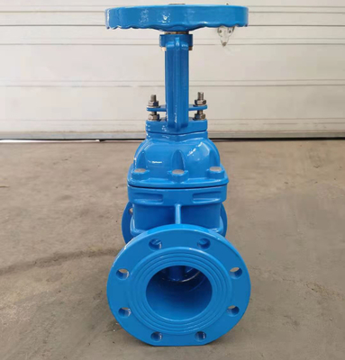 Qt450 Dn150 Pn16 วาล์วประตูน้ำเหล็กดัดก้านที่เพิ่มขึ้นอุณหภูมิปกติ